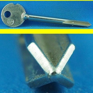 Lotus 2PN 2 / Kreuzschlüssel - Schlüsselrohling für Punkt / Gesamtlänge 93 mm