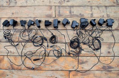 13 x Handy Ladegerät Sammlung Konvolut Nokia Vintage Alt Antik Mobil Telefon Bundle