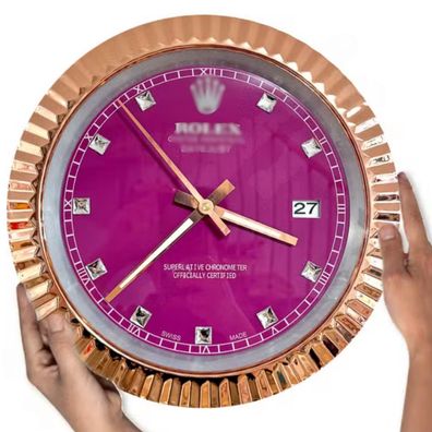 Wanduhr Rolex Datejust Lila Diamant Zifferblatt Roségold Fluted Bezel Dealer Display
