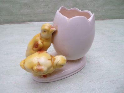 sehr altes Porzellanei Vase Osterei Küken 36875 ? ca 9,5 x 12cm