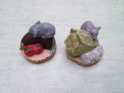ältere Pfeffer- & Salzstreuer Maus Mäuse Gemüse Keramikporzellan neuwertig