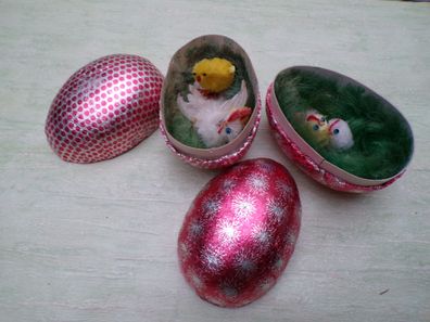 2 sehr alte Erzgebirge Pappei Container Staniol Folie rot-silber & Hühner ca 12cm Ost