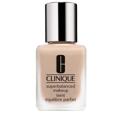 Fléssige Foundation Clinique Superbalanced Makeup Beige