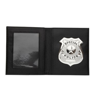 Polizeiabzeichen in Brieftasche