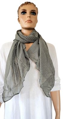 Italy Blogger Schal Halstuch Scarf Seide/Baumwolle asymetrisch kleiner Print Khaki