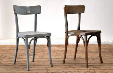 zwei Stück Original Thonet Bugholz Stuhl gemarkt Antik Alt Vintage Defekt Ersatzteile