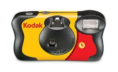 Einwegkamera Kodak FunSaver mit Farbfilm 35 mm