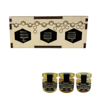 3er Holzgeschenkset mit 50g Honiggläsern in 3 Sorten inkl. Gravur "BIENEN Schmidt"