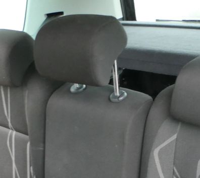 1x Skoda Roomser 5J Kopfstütze hinten in der Mitte mittig - anthrazit
