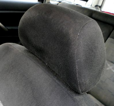 1x Golf 4 Bora Passat 3B 3BG Kopfstütze vorne vorn schwarz