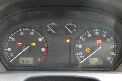 Skoda Fabia 6Y Tacho Tachometer Kombiinstrument 6Y0920880M 228.000km 1,2 AWY AZQ