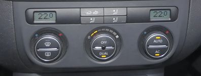 VW Golf 5 Eos Steuergerät Klimaanlage Klimabedienteil 1K0820047HB Heizung