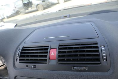 Skoda Octavia 1Z Mittelkonsole Verkleidung Lüftungsdüse Klappe Abdeckung mitte