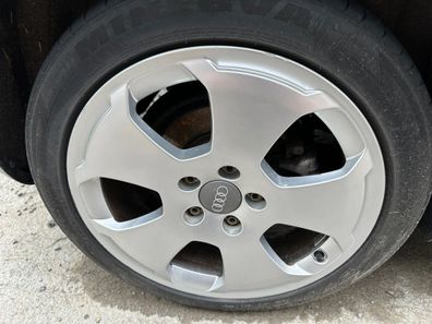 4X A4 8E A3 8P Alufelgen 225/45 ZR17 94Y Sommerreifen Reifen 4-6mm 8P0601025C