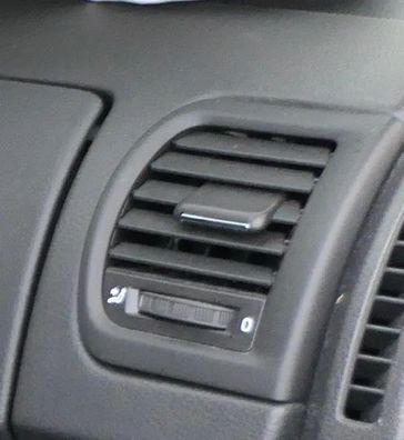 Skoda Fabia Roomster 5J Lüftungsdüse Düse Lüftung vorne rechts 5J0819702M
