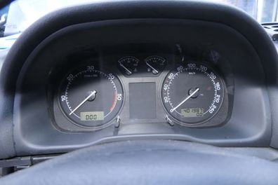 Skoda Octavia 1U Tacho Tachometer Kombiinstrument 1U0920811J 401.000km 1.9TDI