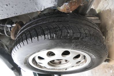 Audi A3 8L Alufelgen Reifen 195/65 R15 Sommerreifen 4-6mm 8L0601025E