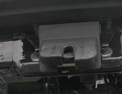 Seat Ibiza 6J Heckschloß Schloß unten an der Heckklappe 6J4827505A Fanghaken