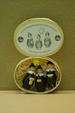 Holzfiguren Kurrendefiguren in der Spandose Durchmesser Spandose: Breite ca.4 cm