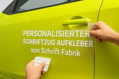 Personalisierter Schriftzug Aufkleber für Auto selbst gestalten