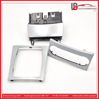 Armaturenbrett Verkleidung Aschenbecher A2046801350 Mercedes C-KLA S204 C320