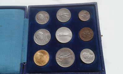 KMS 1929 Vatikan mit 100 Lire Gold 1929 Papst Pius XI. in Etui (blau) - RAR