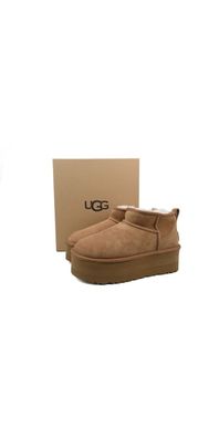 UGG Schneeschuh in Braun mit Heel