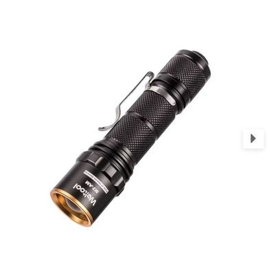 Weltool M7-AM mit Bernsteinfarbenem Amber Licht und 590nm und Akku