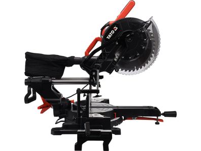 Kapp- und Gehrungssäge 1800W, 305mm