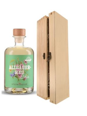 Geschenk Steinhauser Allgäuer-Heu Likör in einer Holzbox mit Verschluss