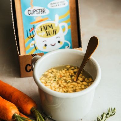 10 x Cupster vegane glutenfreie Instant Tassensuppe nach Bauernart mit Nudeln