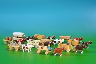 10 versch. Natur-Gespanne Leiterwagen in natur mit Pferde , Ladung: Leer und Kastenwa