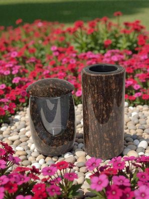 Grabschmuck für Urnengrab Granit Ruby Star - handgefertigt