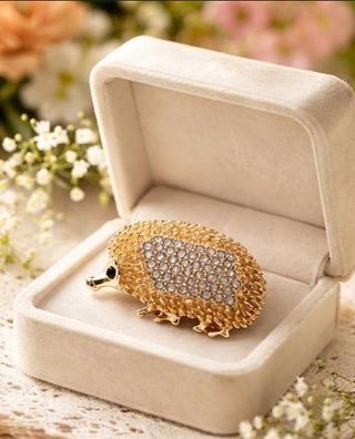 Vintage Emaille Brosche Igel mit Strasssteinen