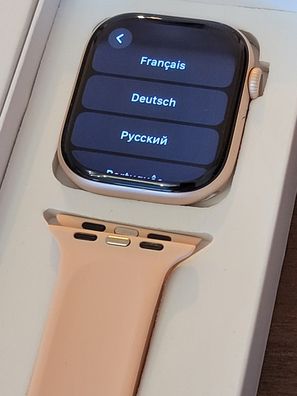 Apple Watch Series 10 (46 mm) Roségold GPS / Smartwatch / 36 Monate Gewähr