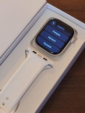 Apple Watch Series 10 GPS 42 mm Silber / Smartwatch / 36 Monate Gewährleistung