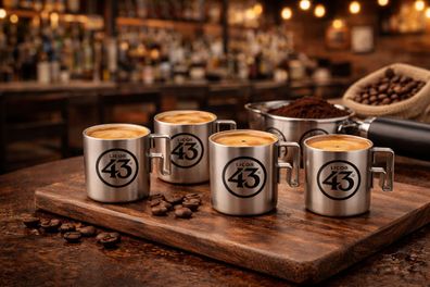 Licor 43 Espresso Kännchen 4er Set - Edelstahl Mini Kanne mit Henkel | Original 43er