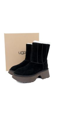 UGG High-Top Schneestiefel in schwarz
