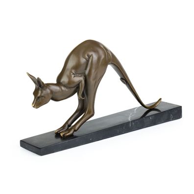 Känguru Skulptur aus Bronze Länge 32,5 cm Tierfigur Marmorsockel Filz Unterseite