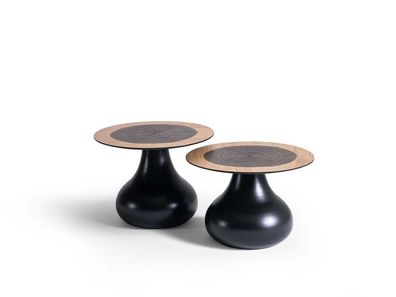 Elegantes zweiteiliges Couchtisch Set mit runden Travertin Tischplatten