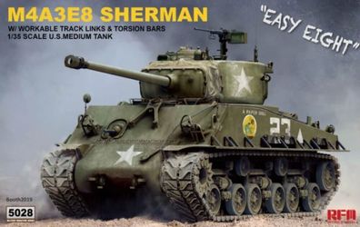 Rye Field Model 1:35 5028 Sherman M4A3E8 W/Workable Track links - NEU