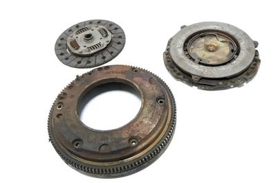 VW Caddy Golf Schwungscheibe Kupplung Schwungrad 067105273G