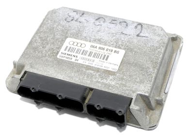 Audi A3 8L Steuergerät 1,6 74kw 06A906019BG AKL AEH Motor Motorsteuergerät