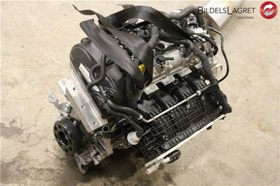 AUDI A1 2017 CZCA Original MOTOR 04E100033R 2560KM