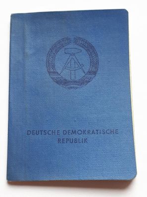 DDR Personalausweis Ausstellungsjahr 1988 männlich
