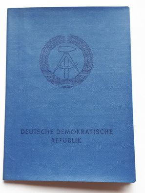 DDR Personalausweis Ausstellungsjahr 1981 weiblich