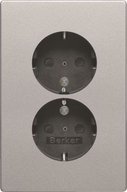 Berker Q.1 2fach Schukosteckdose mit Kinderschutz und Rahmen alu ()