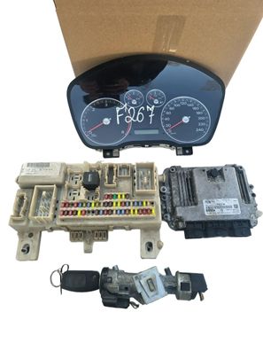 Ford Focus MK2 MotorSteuergerät Set 1.6TDCI 80kw 7M5112A650UA 7EFA