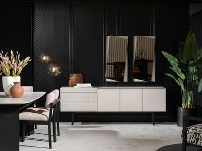 Weißes Holz Esszimmer Set mit Sideboard und Spiegel modern