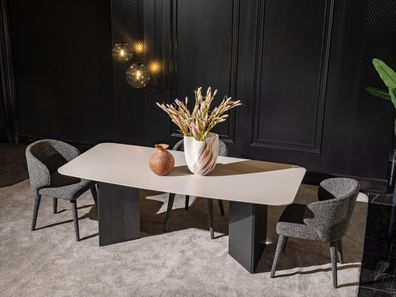 Elegantes Beiges Esszimmer Set aus Holz und Textil mit modernem Design